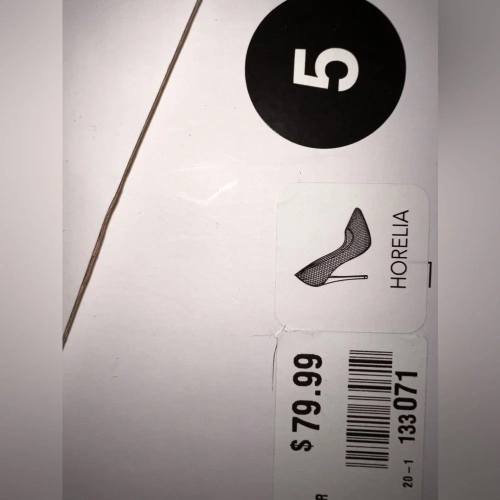 I wore them one time only indoors. They don’t fit me anymore. Im 5.5 they are 5M - Picture 2 of 3